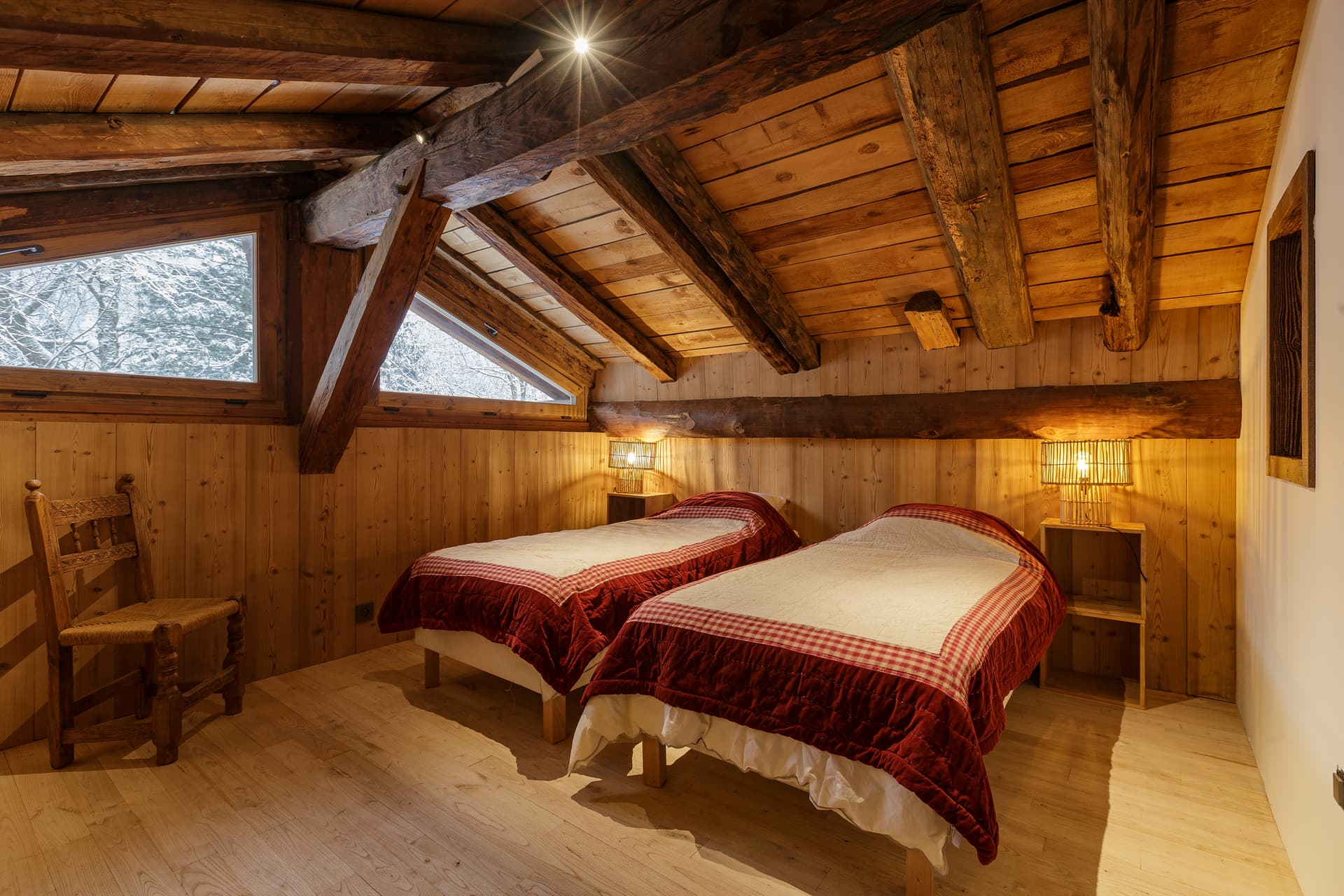 Salle de bain avec douche, chalet Le Solerey